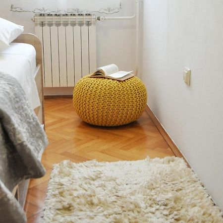 Apartman Lory Pola Esterno foto