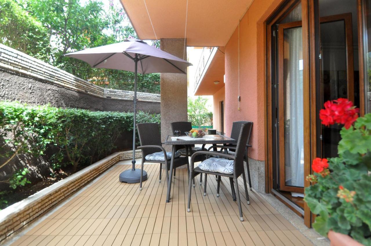 Apartman Lory Pola Esterno foto